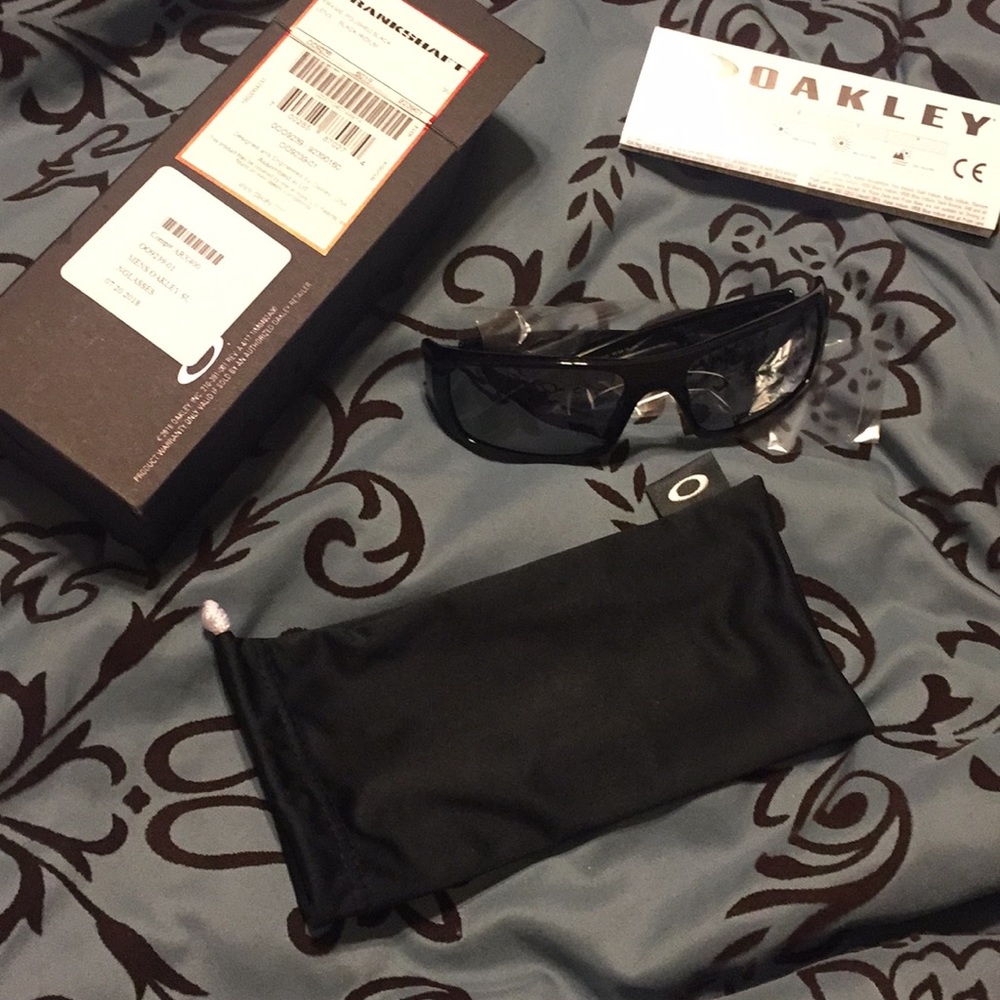 NIB Oakley sunglasses